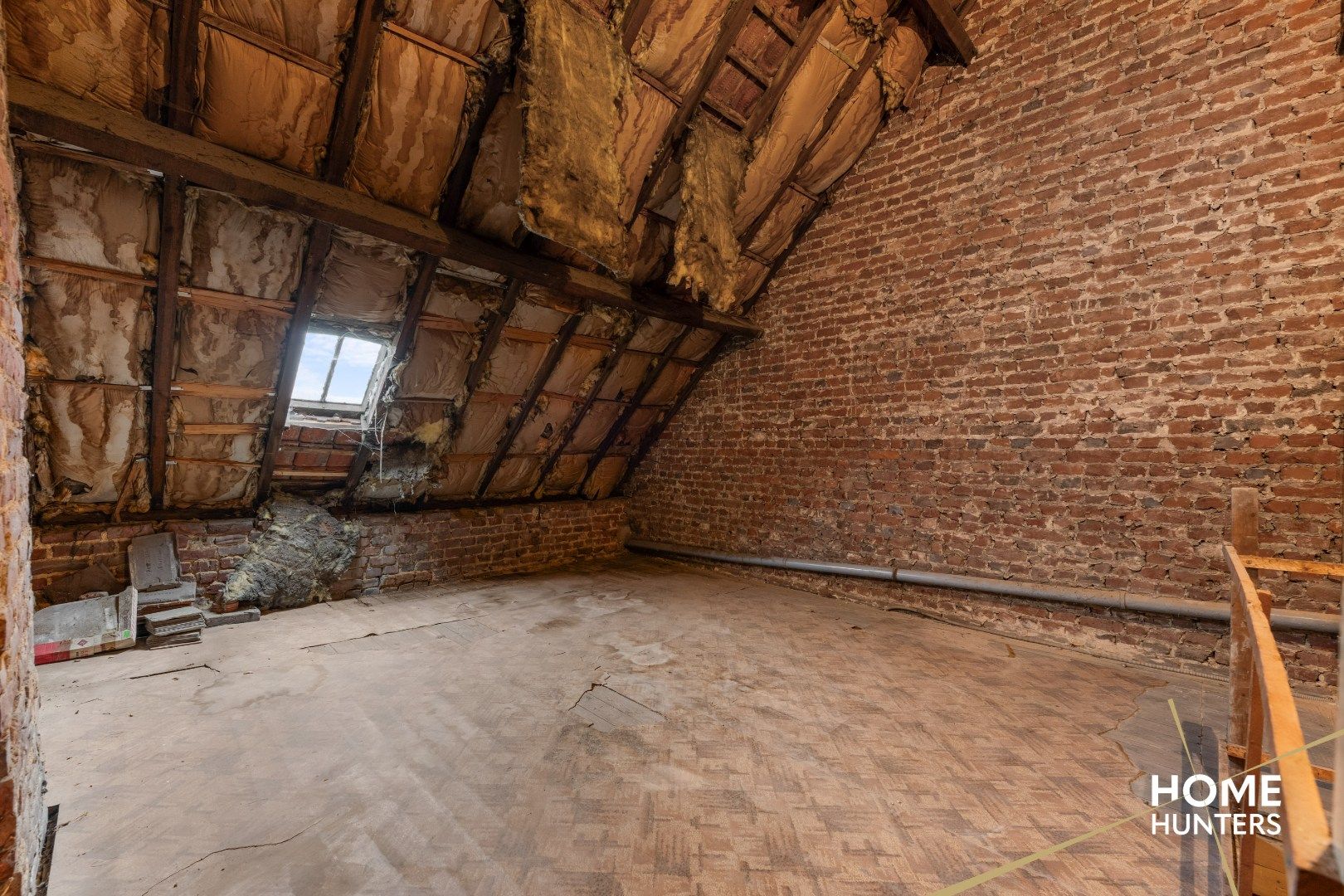 Charmante te renoveren rijwoning met 3 slaapkamers en diepe tuin op centrale ligging in Menen foto 20