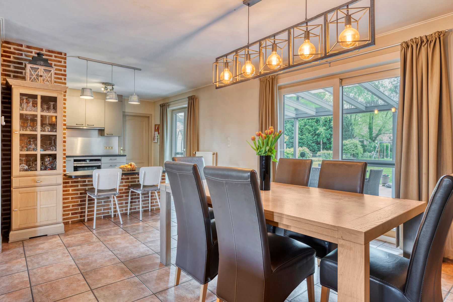 Charmante energiezuinige woning met grote tuin te Saintes foto 8