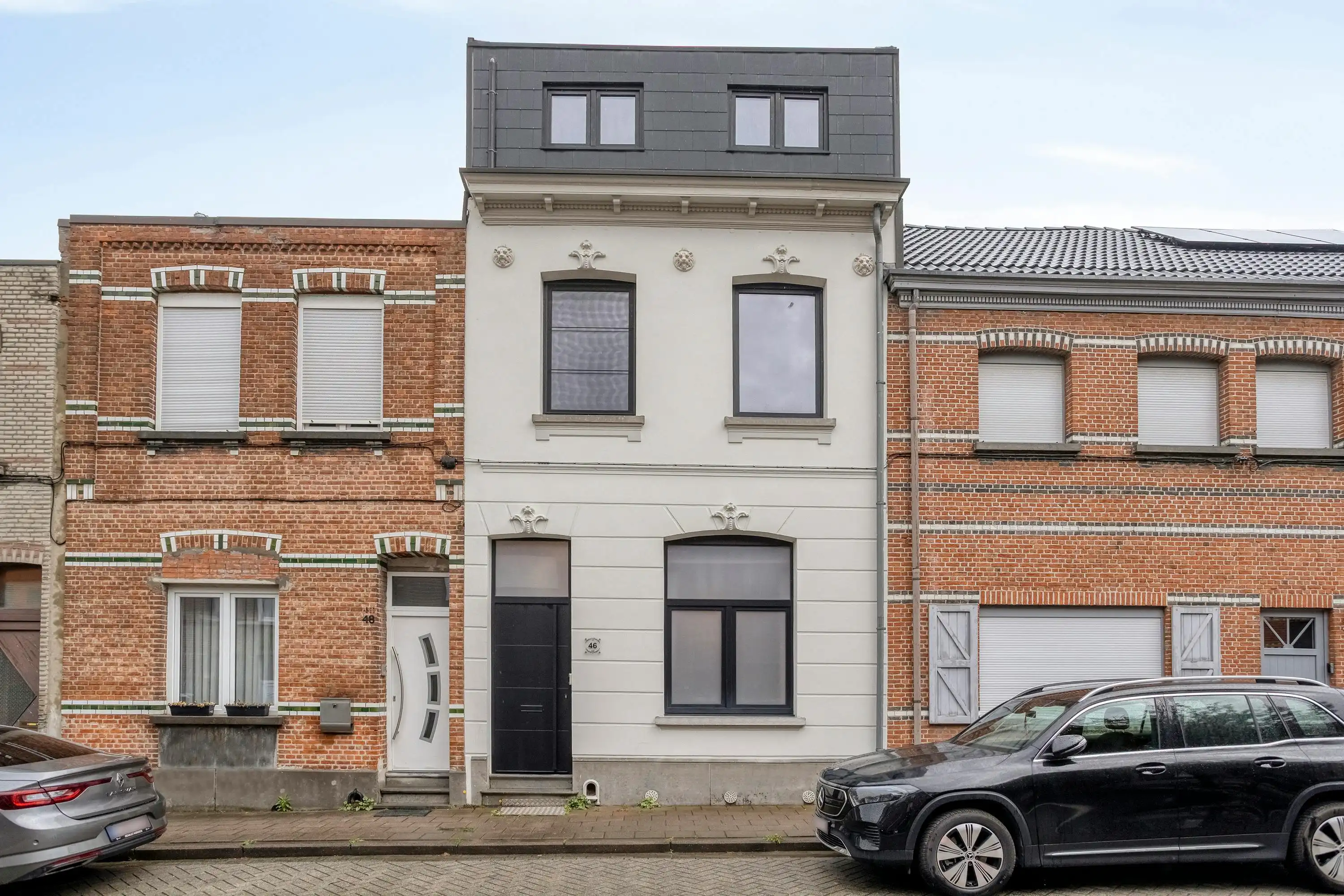 Huis met 4 slaapkamers en tuin te koop in Hoboken foto 1