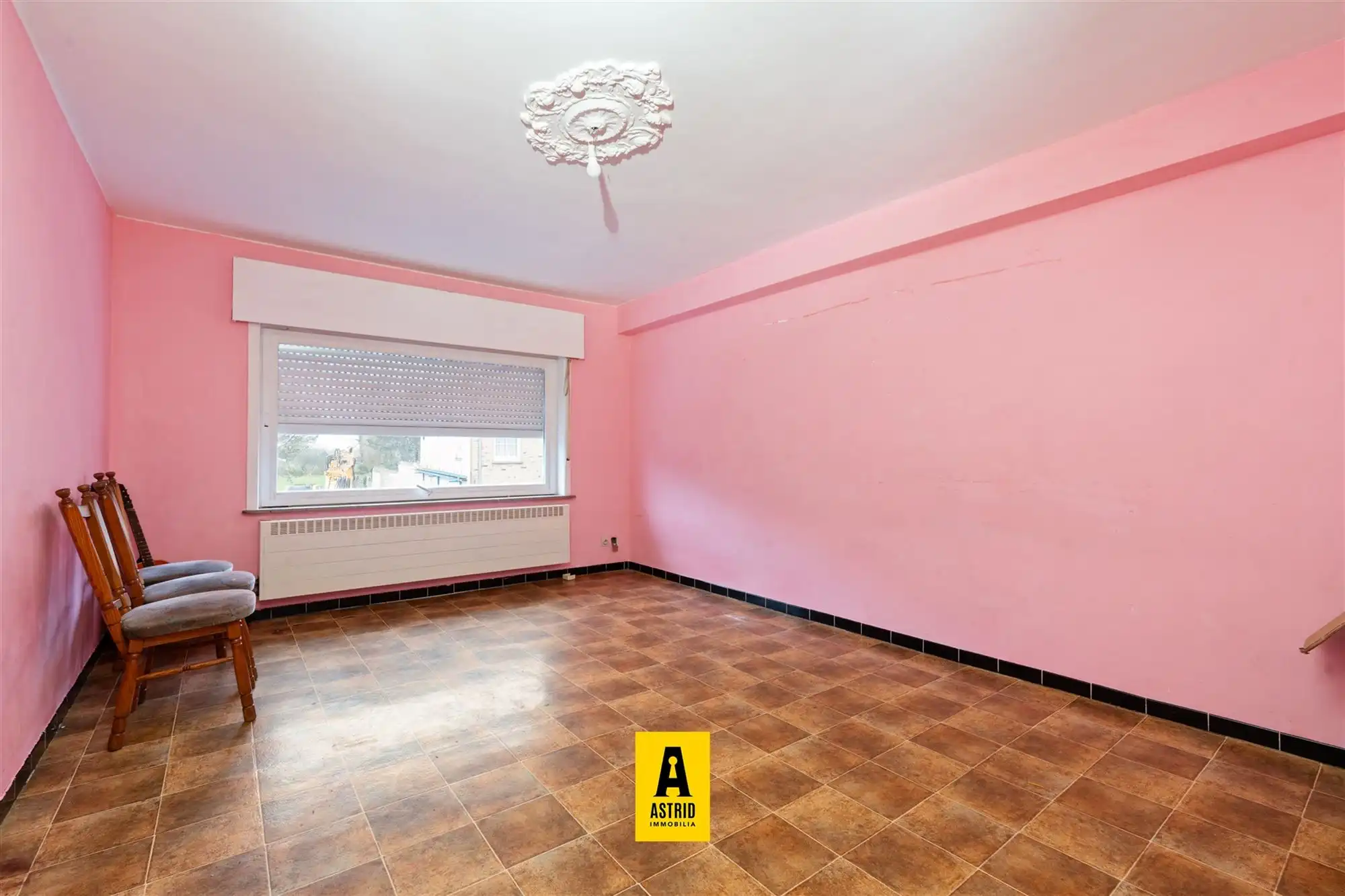  Ruime rijwoning met 5 slaapkamers en tweewoonst-indeling op topligging in Bredene foto 21