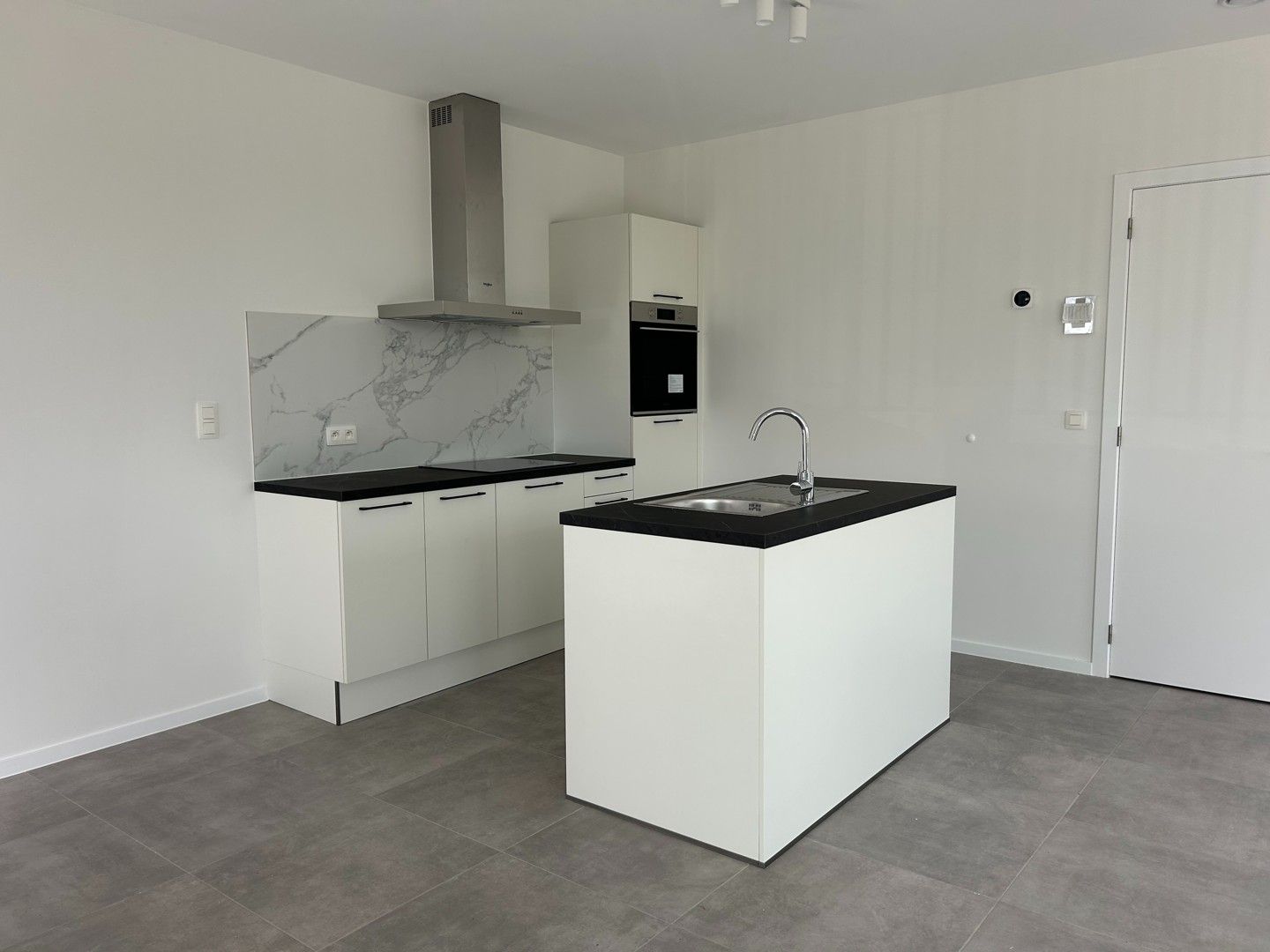 Nieuwbouw appartement met 2 slaapkamers en terras op toplocatie in Lier foto 3
