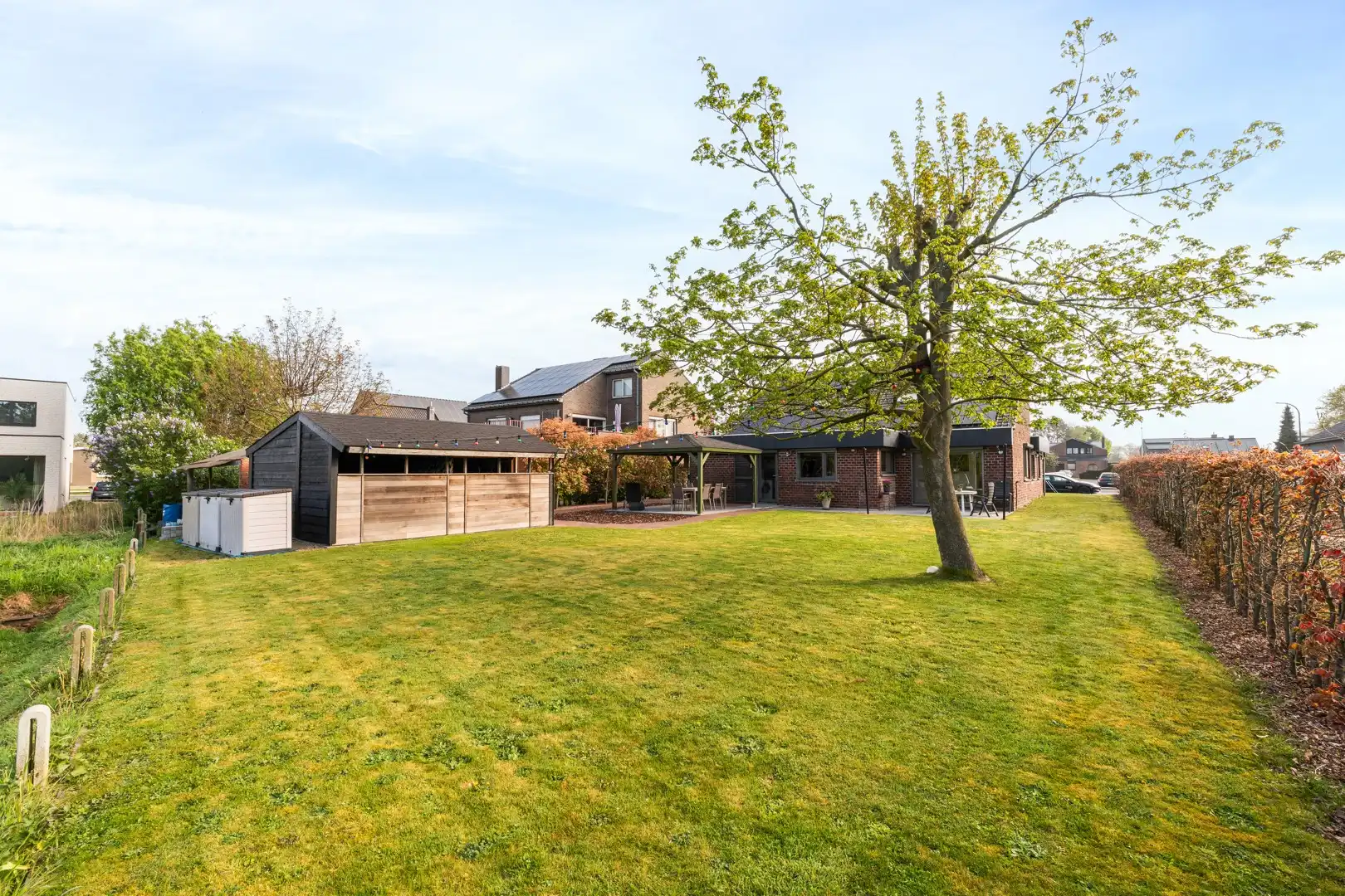 Instapklare vrijstaande villa op een mooi perceel van 844 m² foto 5