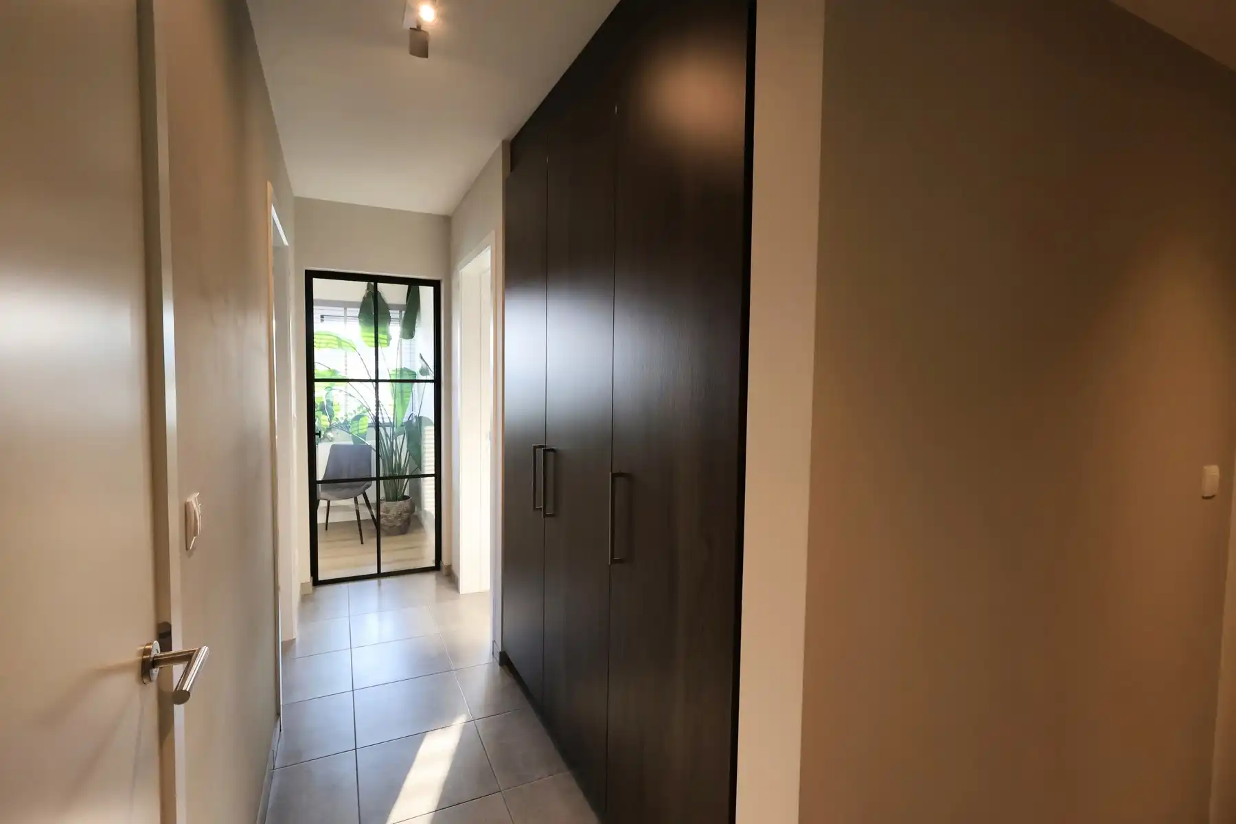 Instapklaar en lichtrijk hoekappartement met 3 slaapkamers foto 13