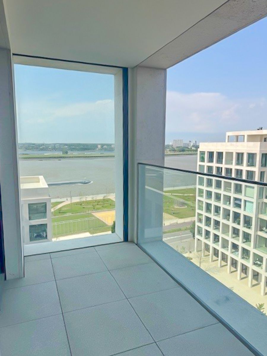 2-slpk app. met terras en zicht op Schelde foto {{pictureIndex}}