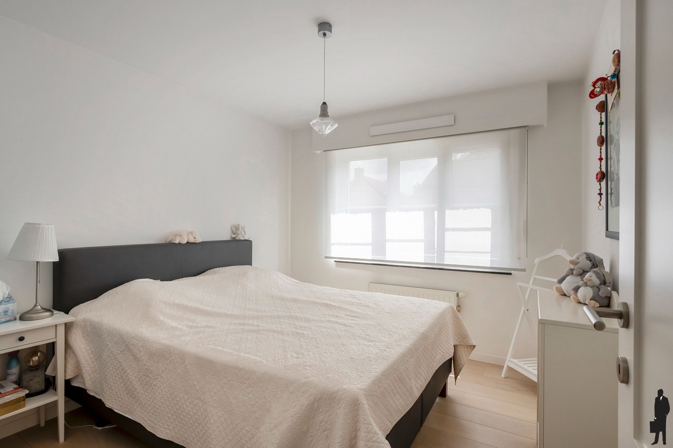 Verrassend instapklare ruime woning op centrale locatie te Brasschaat! foto 14