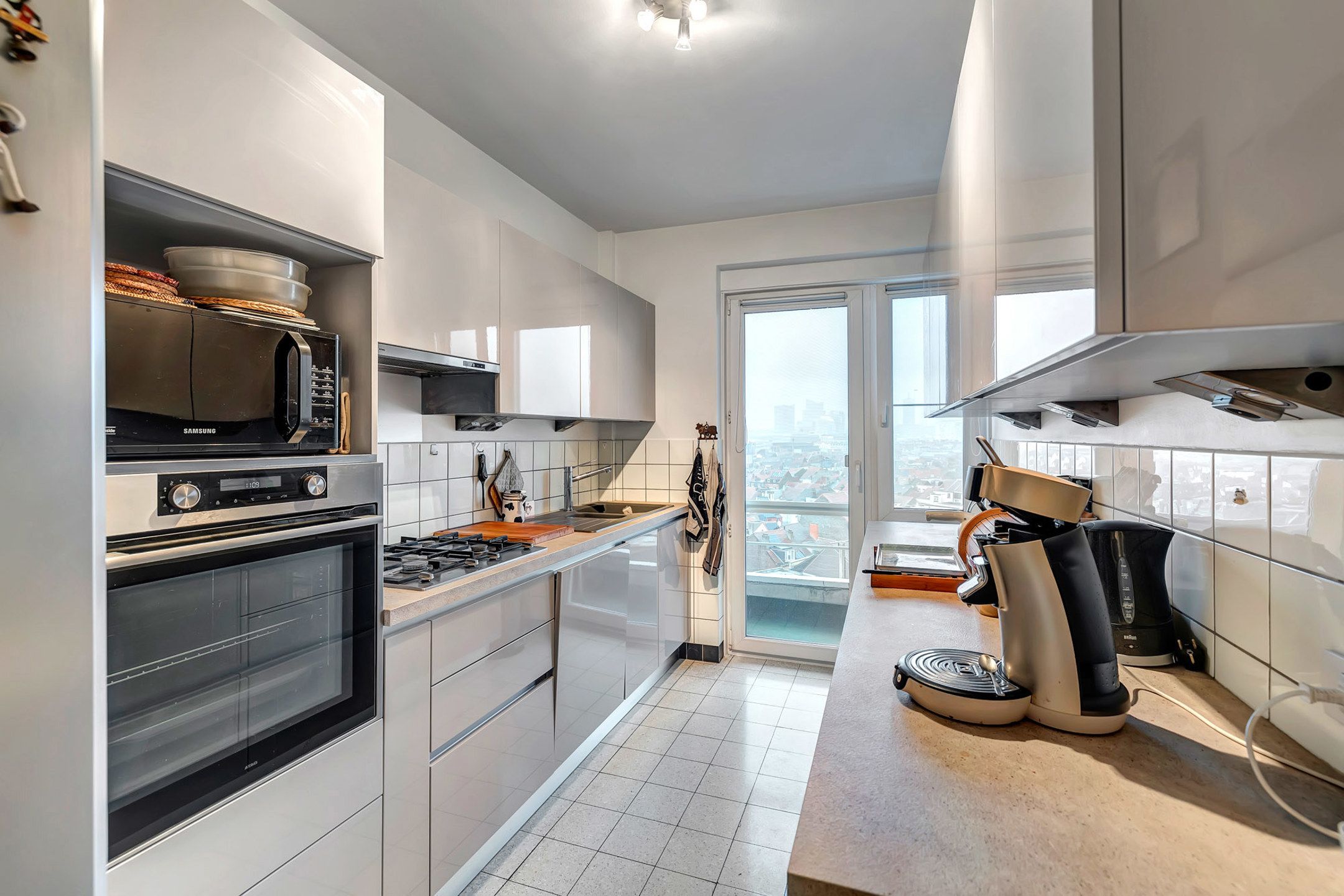 Instapklaar appartement  te koop in Koekelberg! foto 6