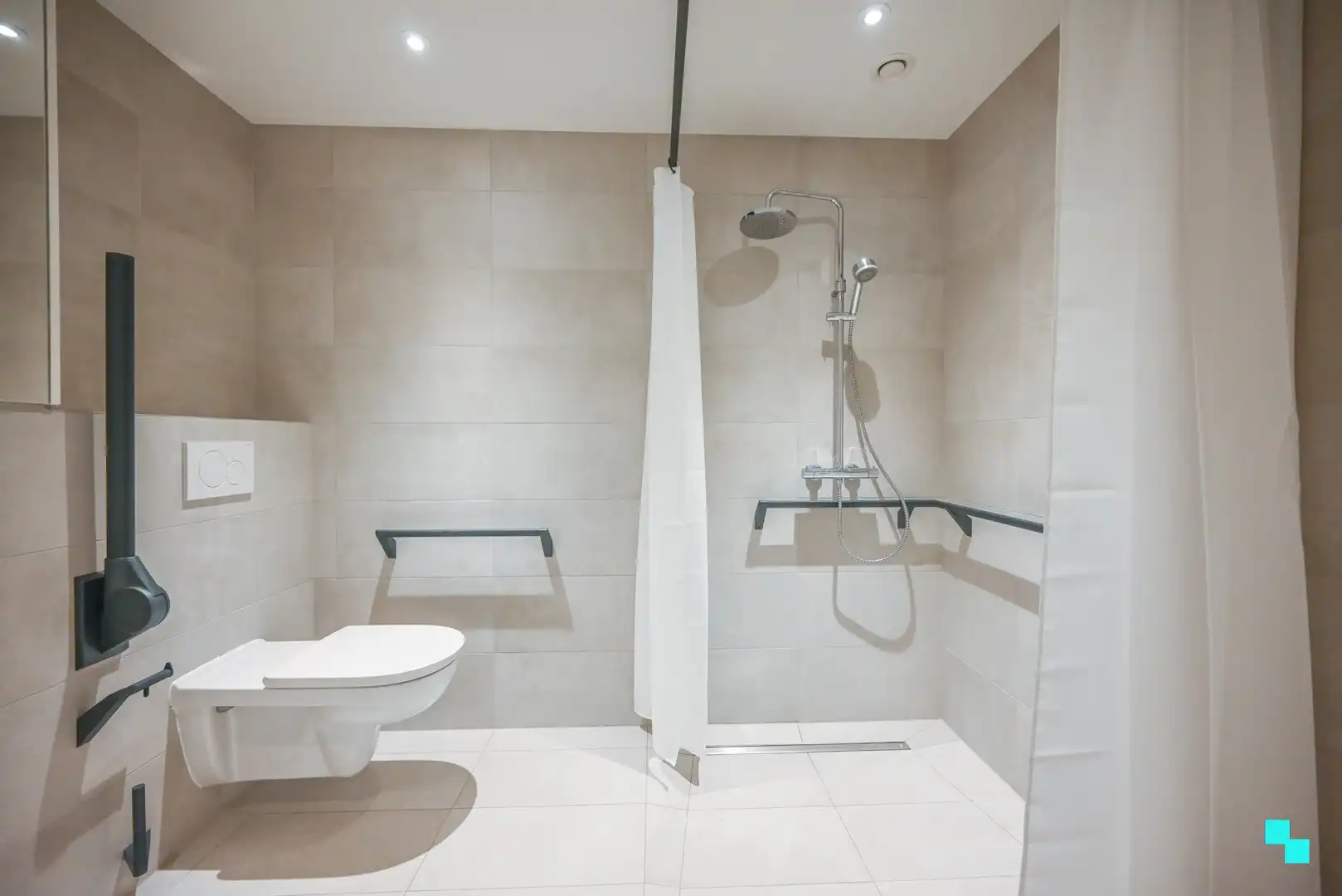 Assistentieflat in hartje Waregem - Diverse types beschikbaar foto 13