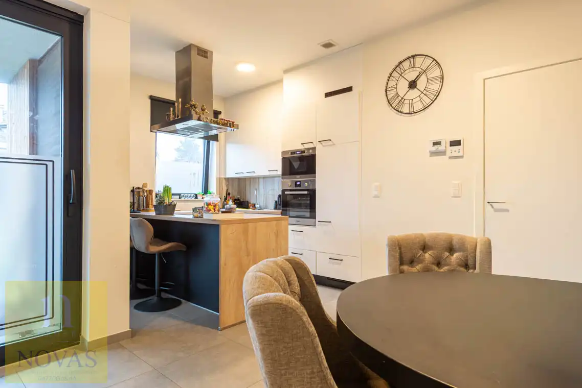 Appartement gelijkvloers van 2021, 2 slaapkamers, berging en parking foto 8