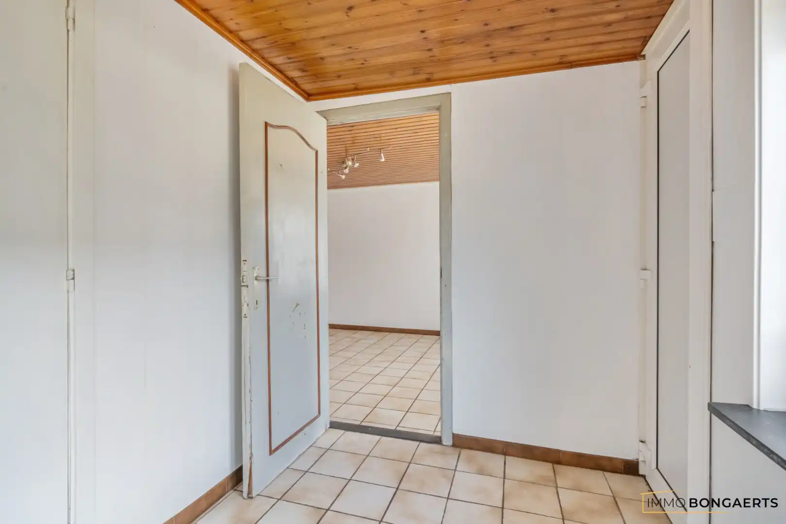 Ruime woning op rustige ligging in Opglabbeek  foto 3