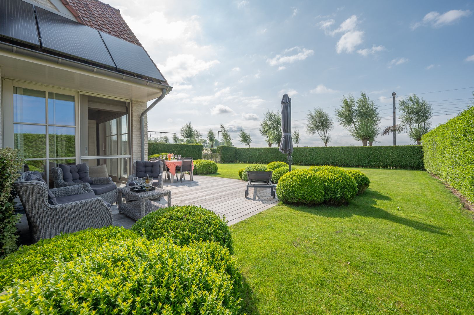 Magnifieke instapklare koppelwoning dichtbij het strand van Duinbergen foto 3