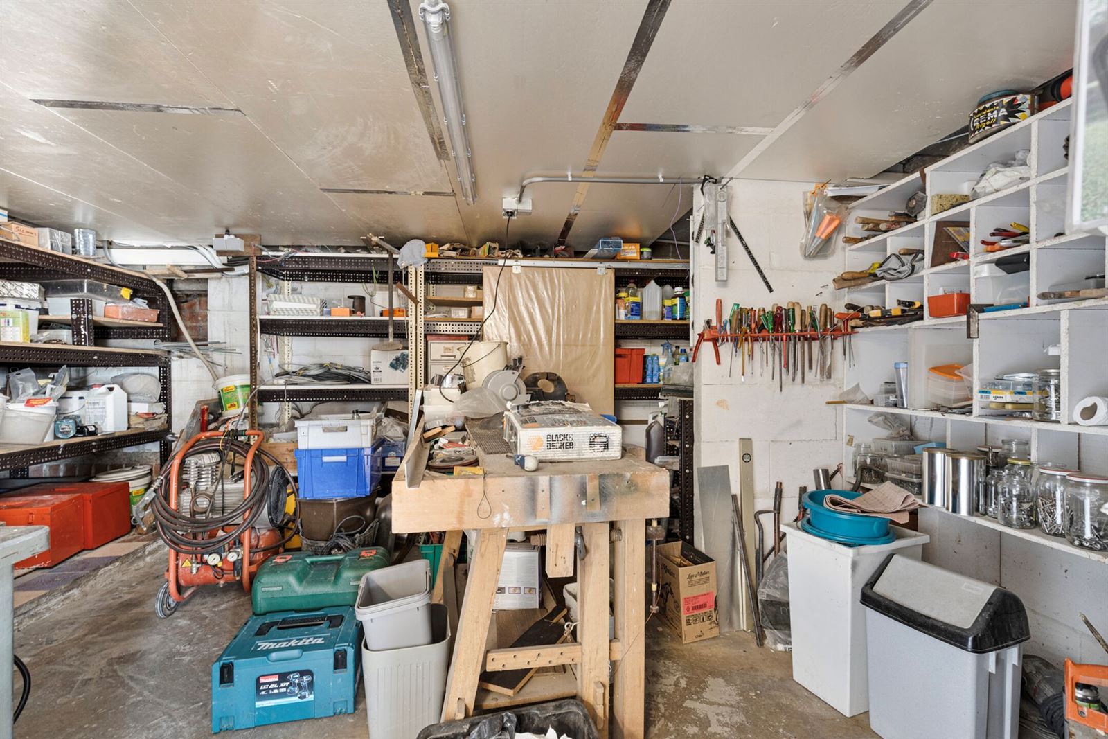 Ruime villa te huur in groene omgeving  foto 30