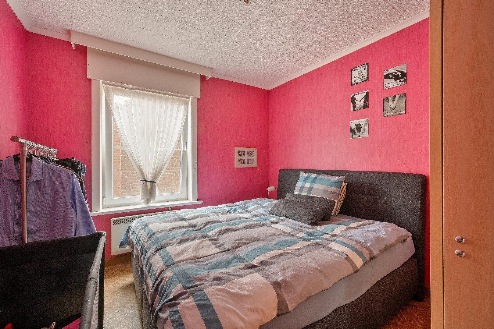 COMMERCIËLE HANDELSWOONST MET 3 SLPKS, GROTE GARAGE EN GUNSTIG EPC foto 16