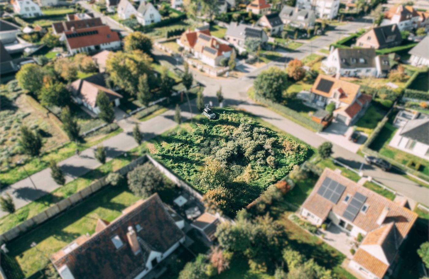 Bouwgrond zonder bouwverplichting met residentiële ligging foto 4