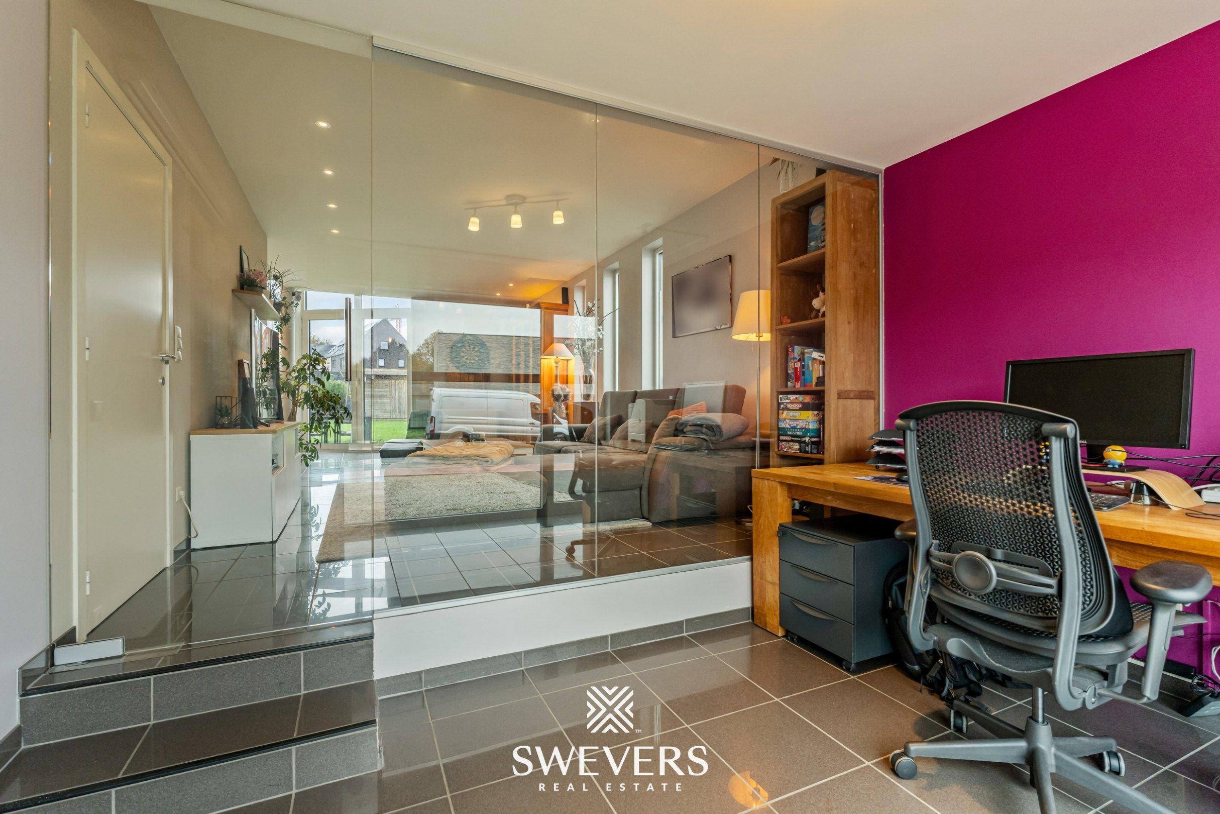 Instapklare ruime woning met praktijkruimte in residentiële buurt van Hasselt foto 6