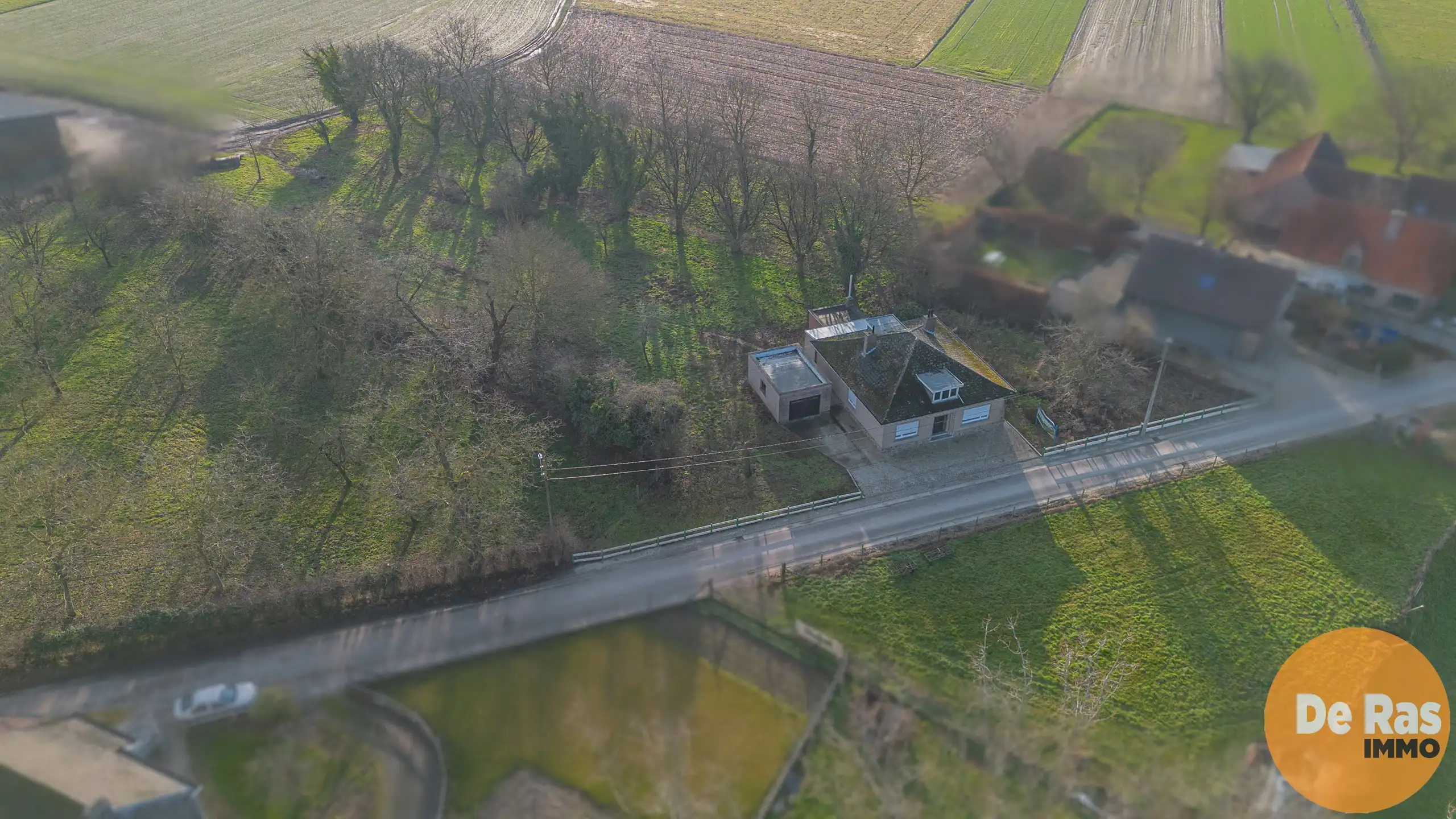 HERZELE - Vrijstaande woning in een landelijke omgeving foto 23