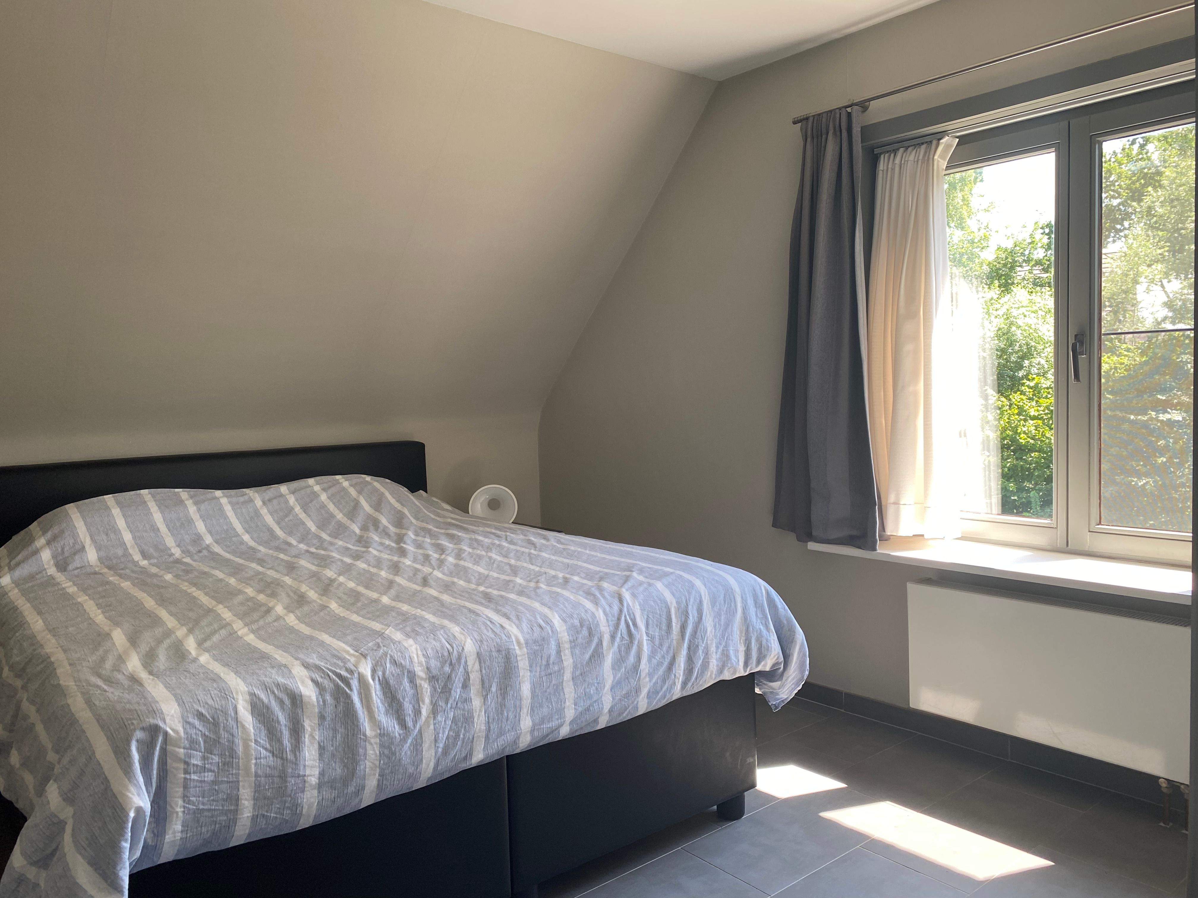 Instapklare gezinswoning met tuin en garage op perfecte locatie foto 5