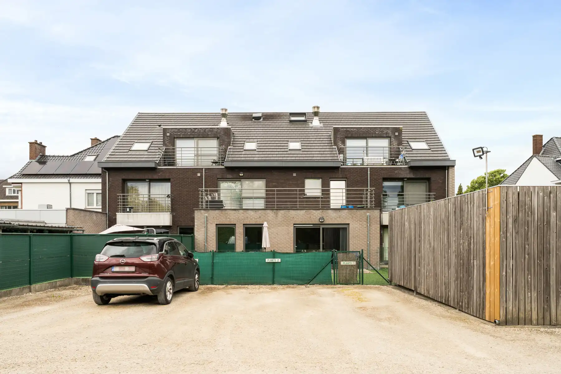 Gelijkvloers appartement met terras en autostaanplaats  foto 17