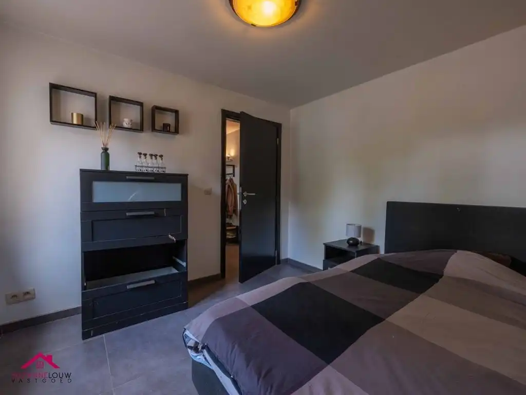 Riante vrijstaande woning met praktijkruimte foto 37