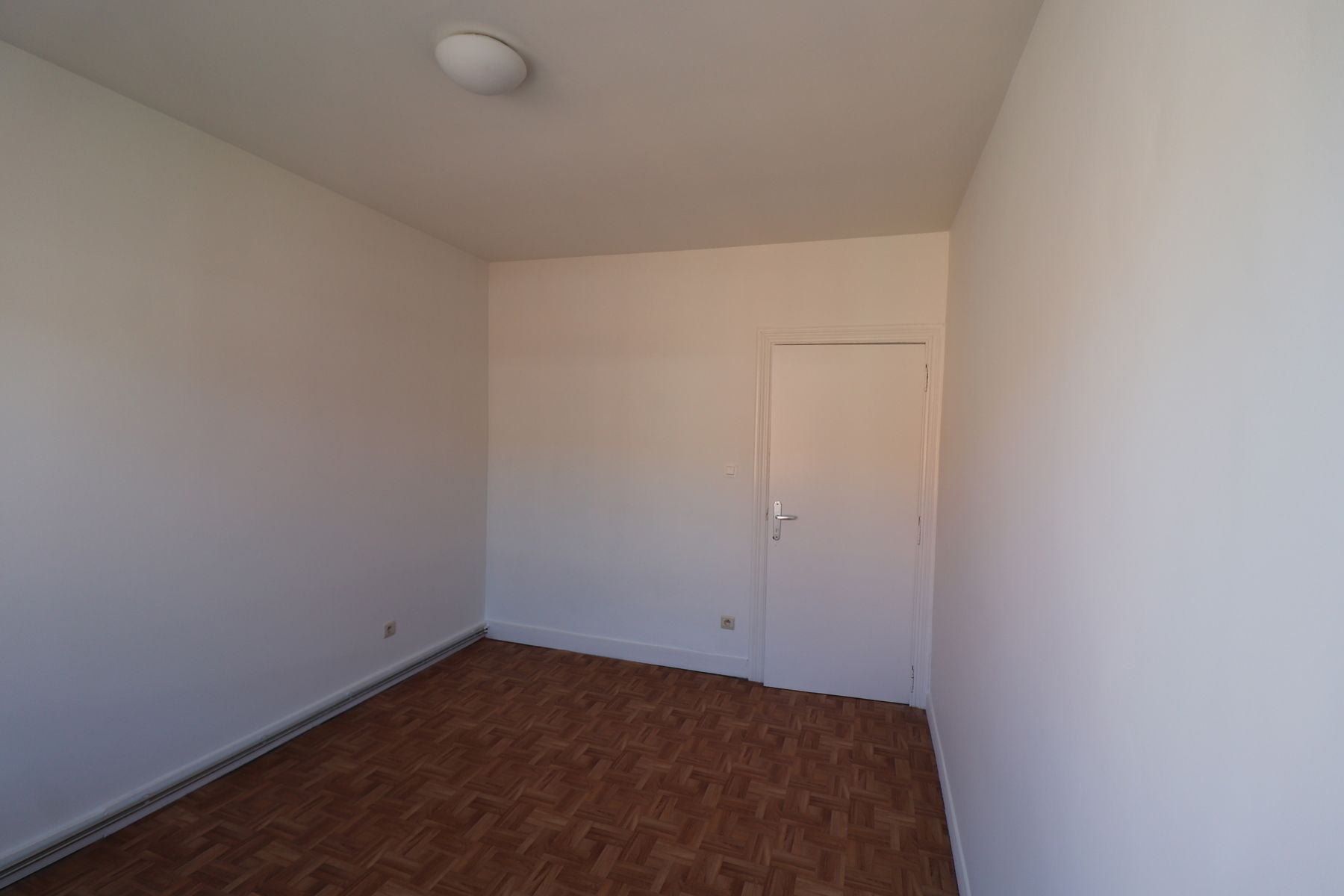 Stadswoning met 3 slaapkamers en tuin. foto 12