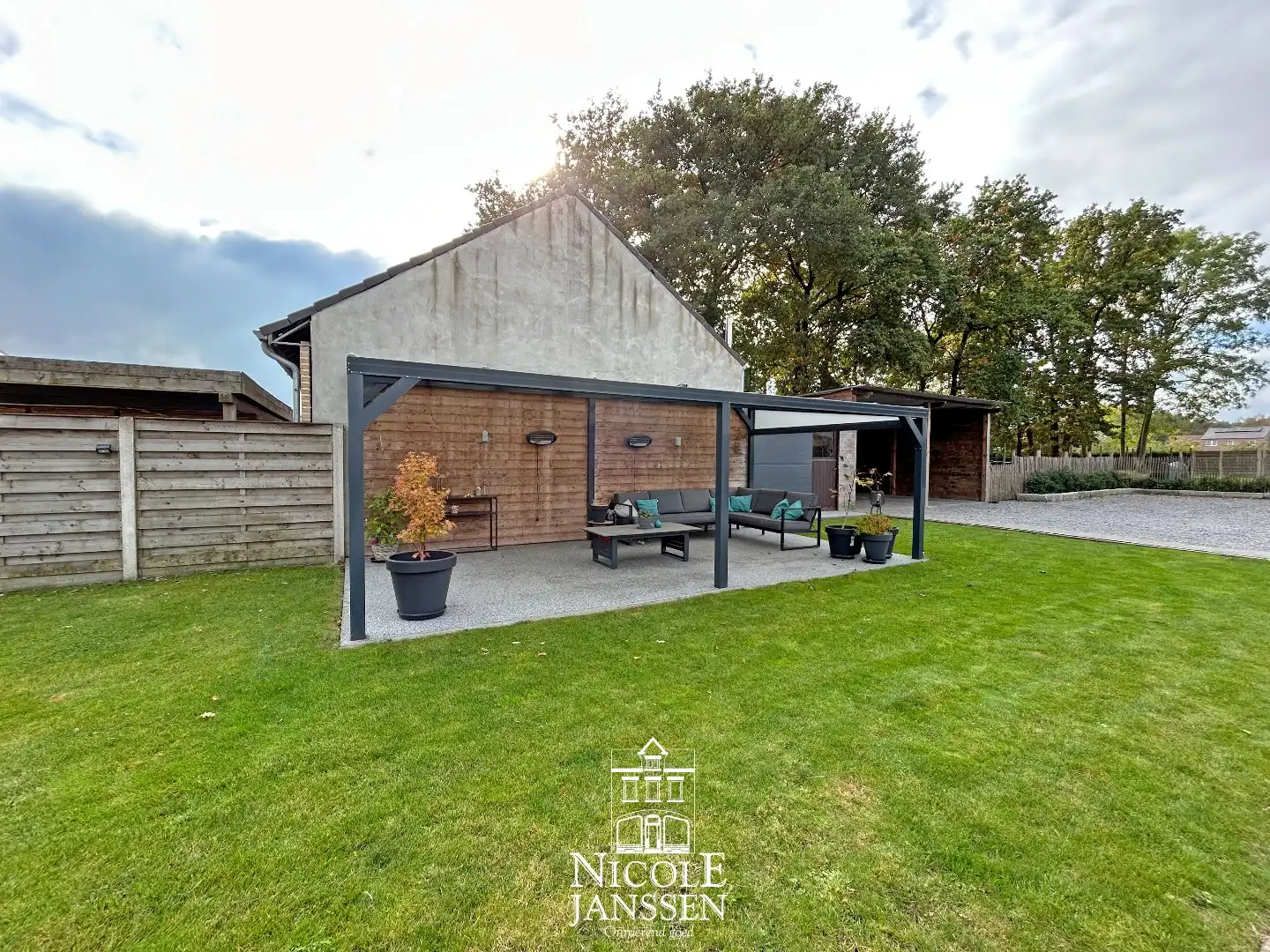 Charmante halfvrijstaande woning  foto 25