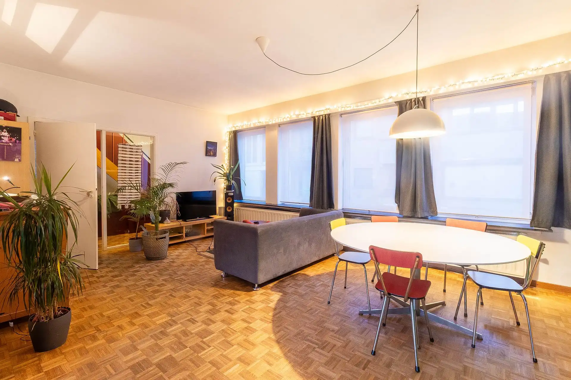 Handelshuis met ruim duplexappartement foto 5