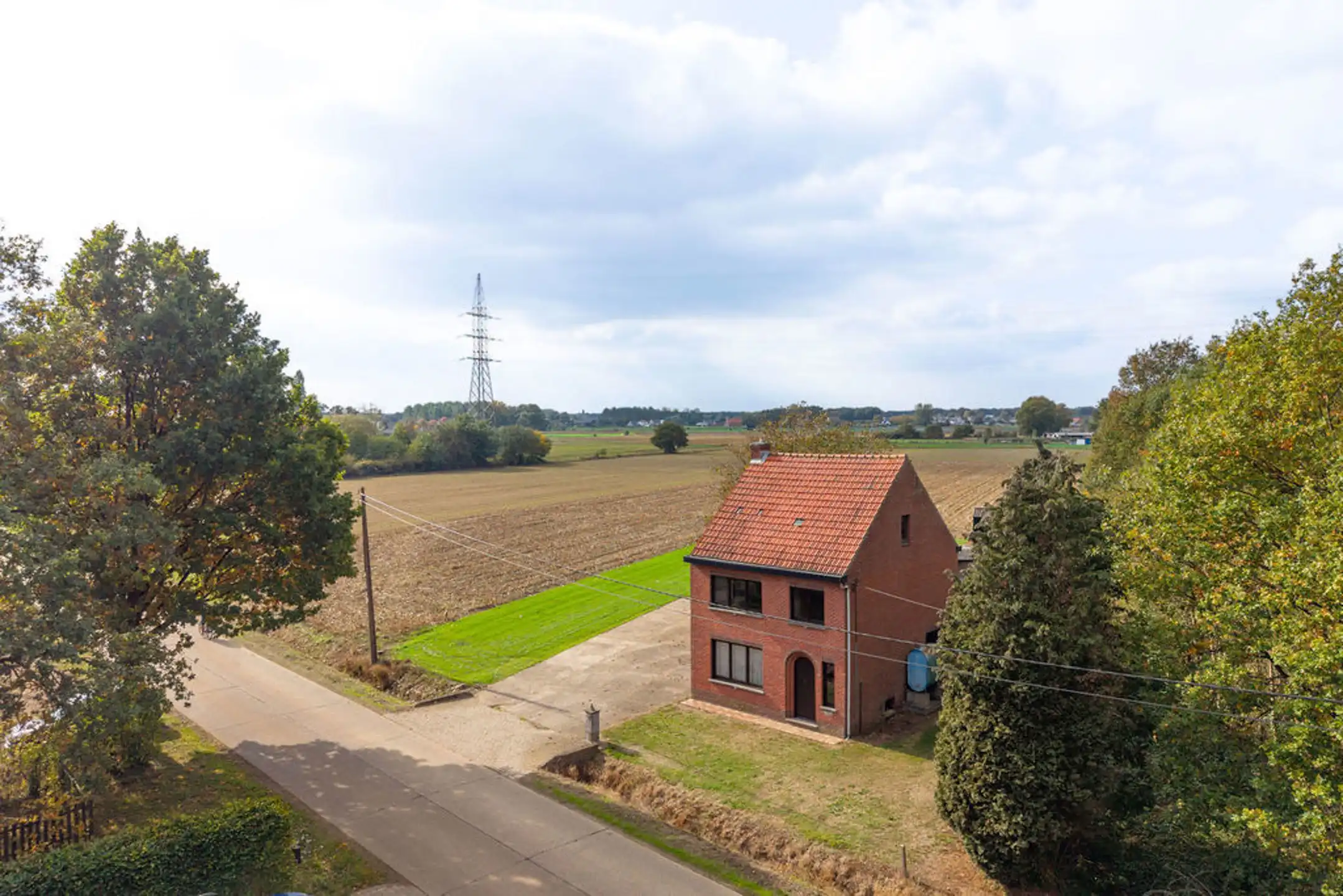 Te renoveren woning op een mooi en gunstig gelegen perceel van in totaal 6.449 m². foto 46
