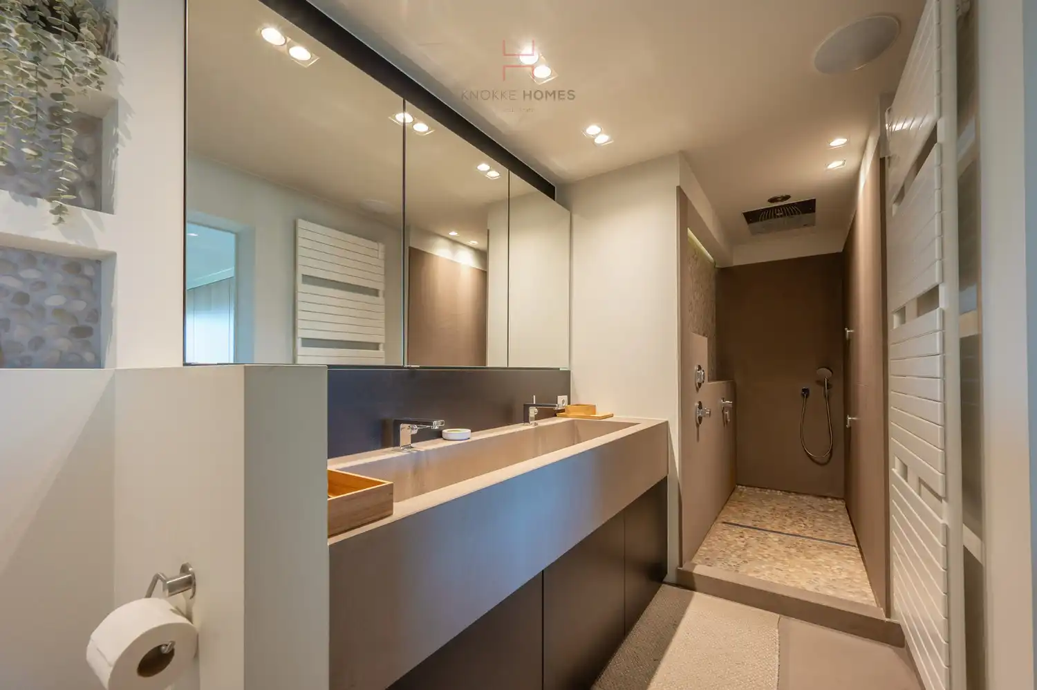 Riant appartement met open zicht over het meer van Duinbergen foto 20