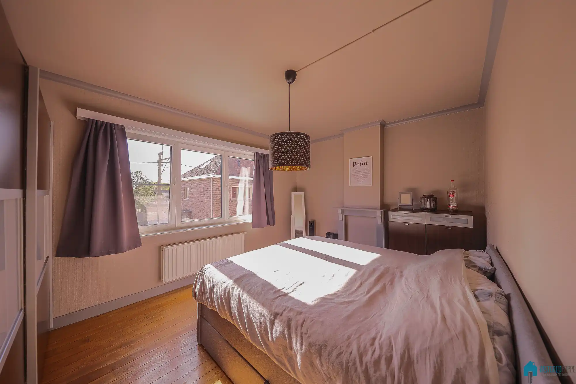 Gerenoveerde ééngezinswoning met tuin foto 19