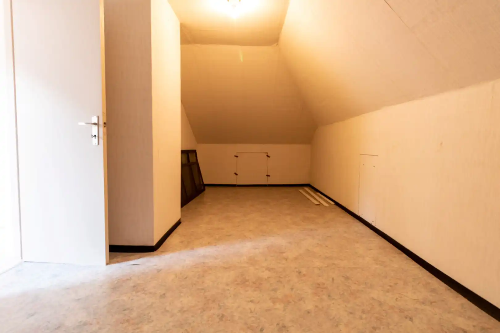 Woning met 3 slaapkamers in rustige wijk te Keiem foto 12