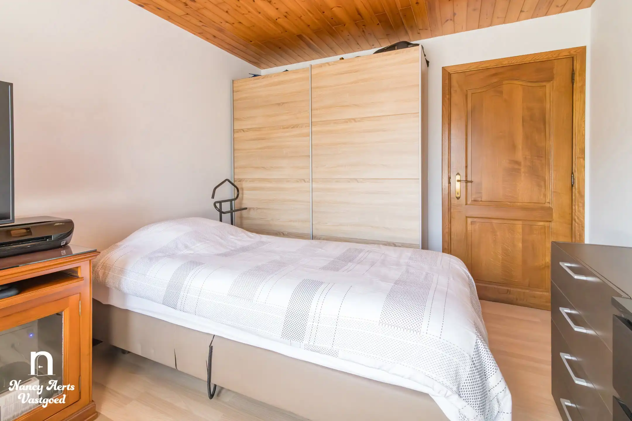 Lichtrijke woning met prachtige tuin en groeipotentieel foto 39