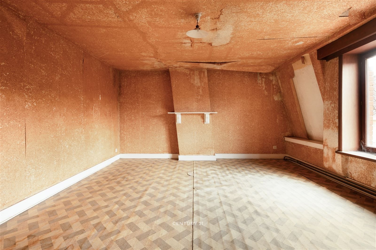 karaktervolle woning met handelsruimte in hartje Zottegem! foto 14