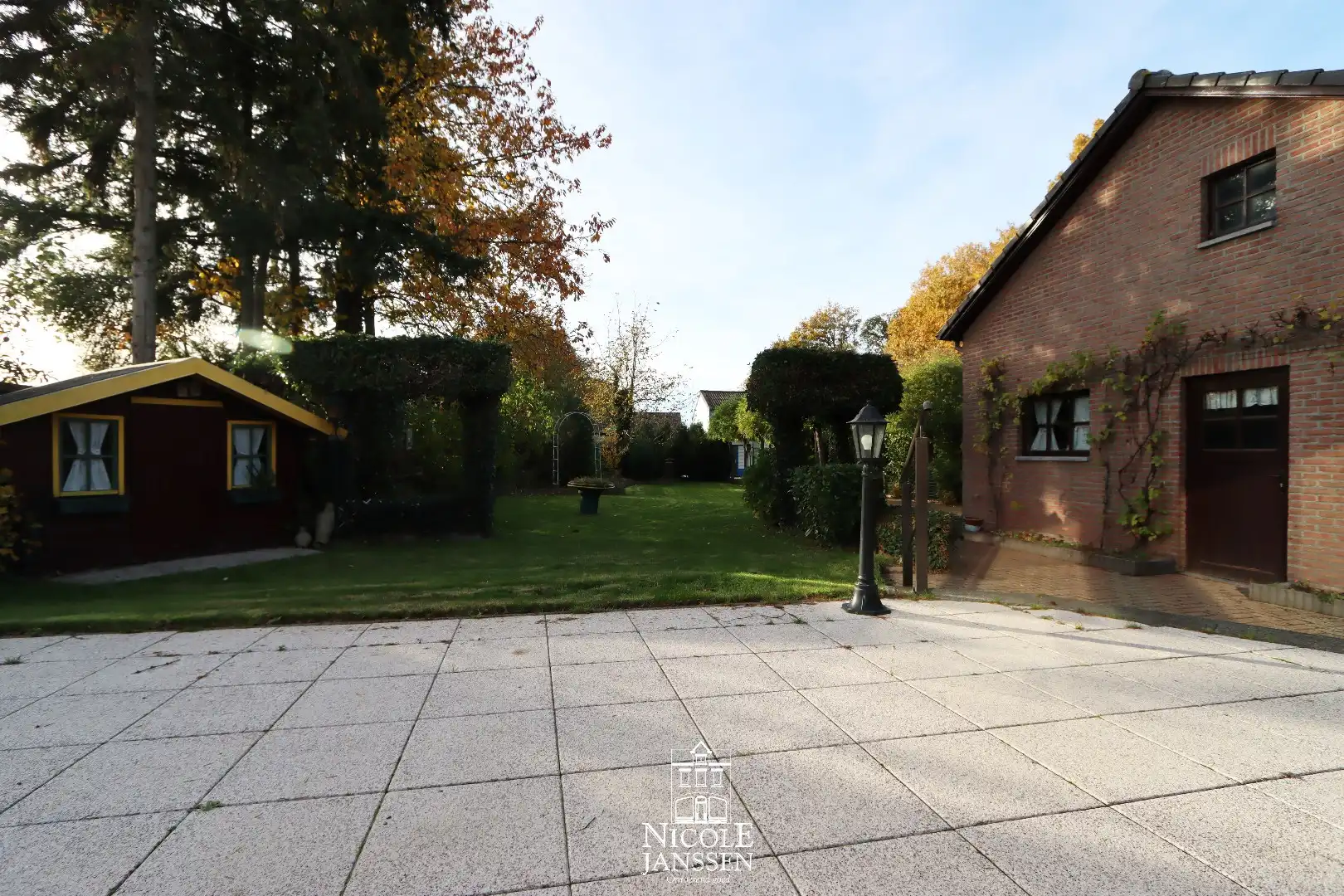 Verrassend ruime woning foto 33