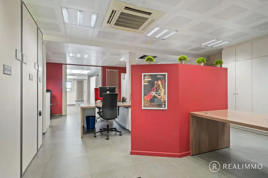 Handelspand te koop in centrum Tiegem foto 5