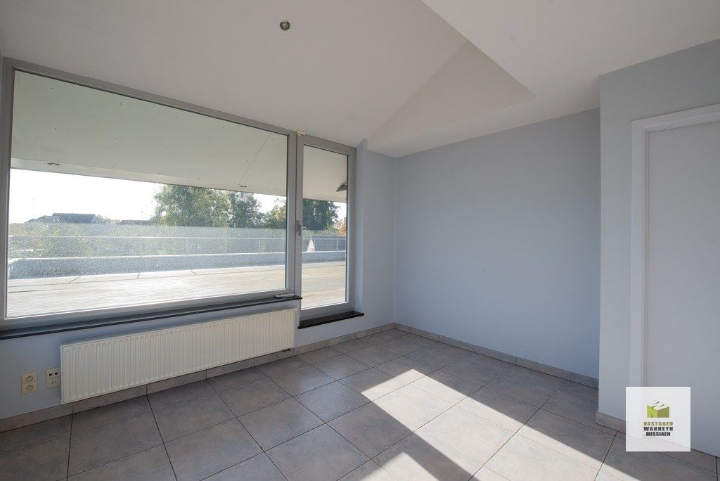  Twee slaapkamer appartement met 100m2 terras  foto 9