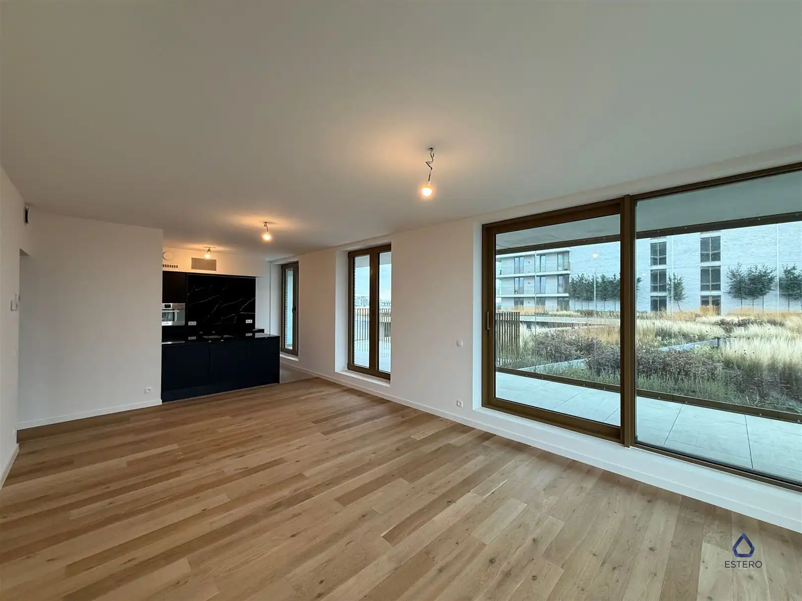 Luxe nieuwbouwappartement met dubbel terras op toplocatie foto 3