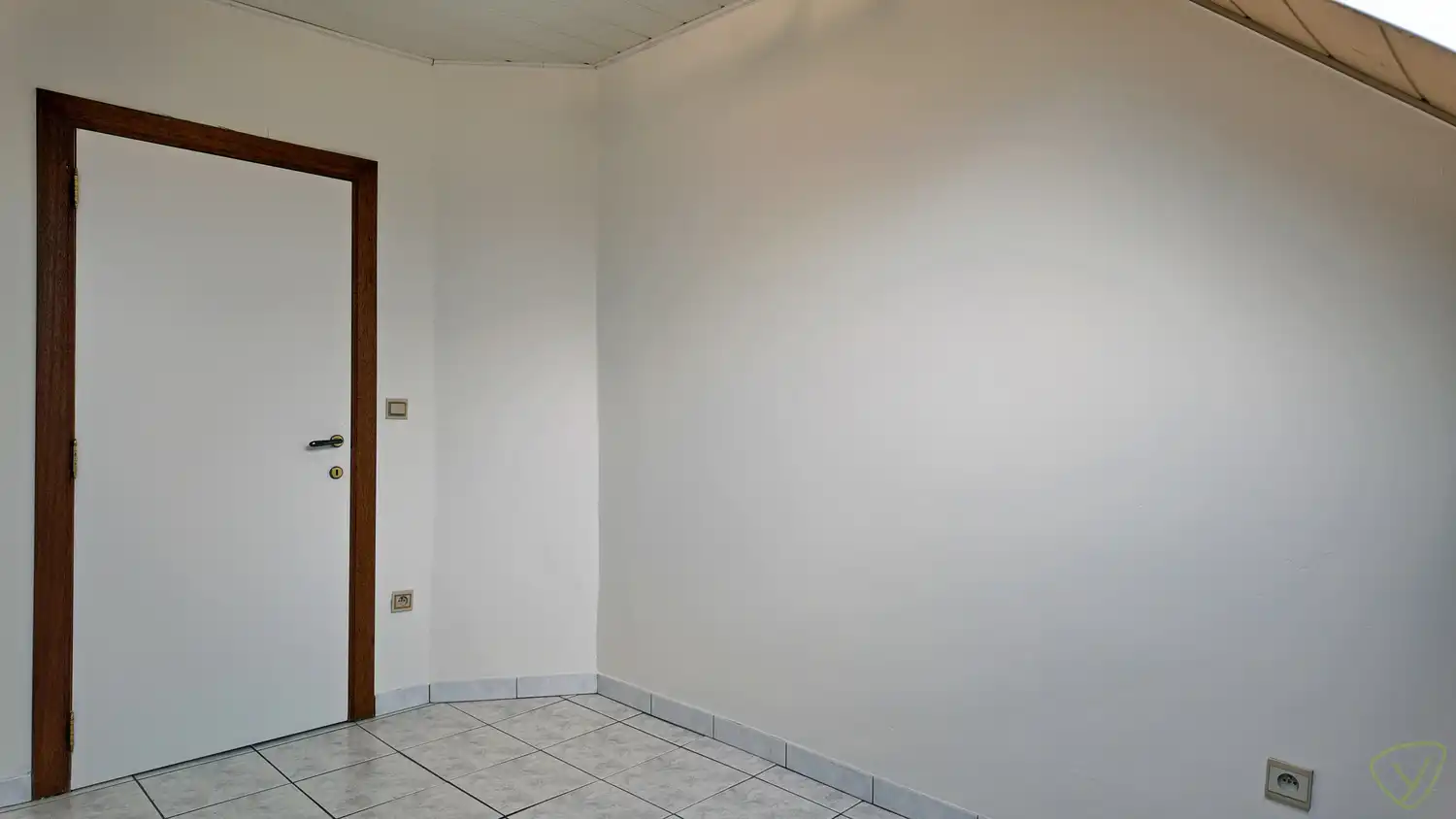 Ruime alleenstaande woning in fermettestijl op landelijke ligging te Zomergem! foto 30