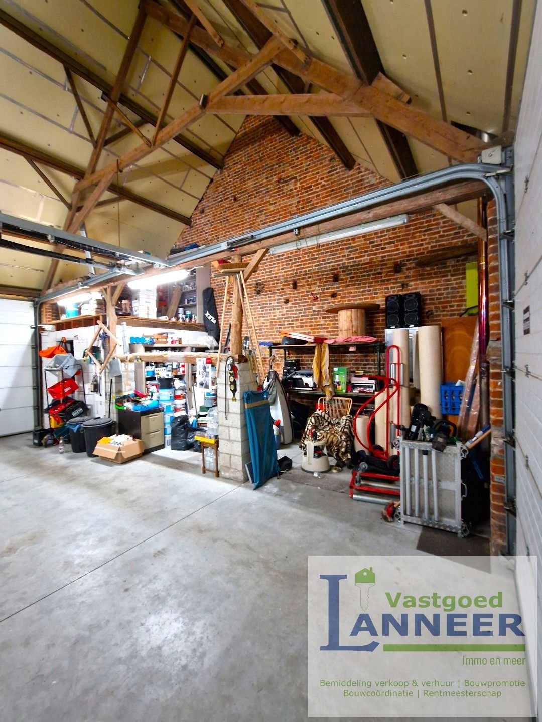 Ruime woning met grote garage en tuin in Bever foto 11