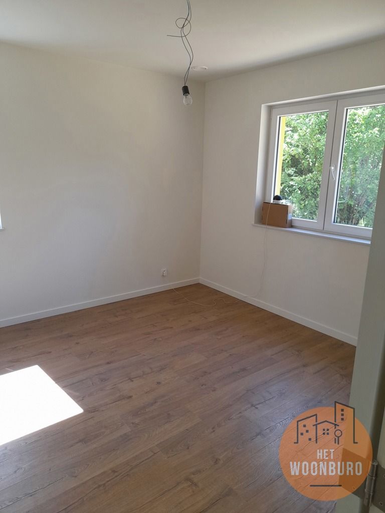 Nieuwbouwwoning met 3 slaapkamers en tuin foto 11
