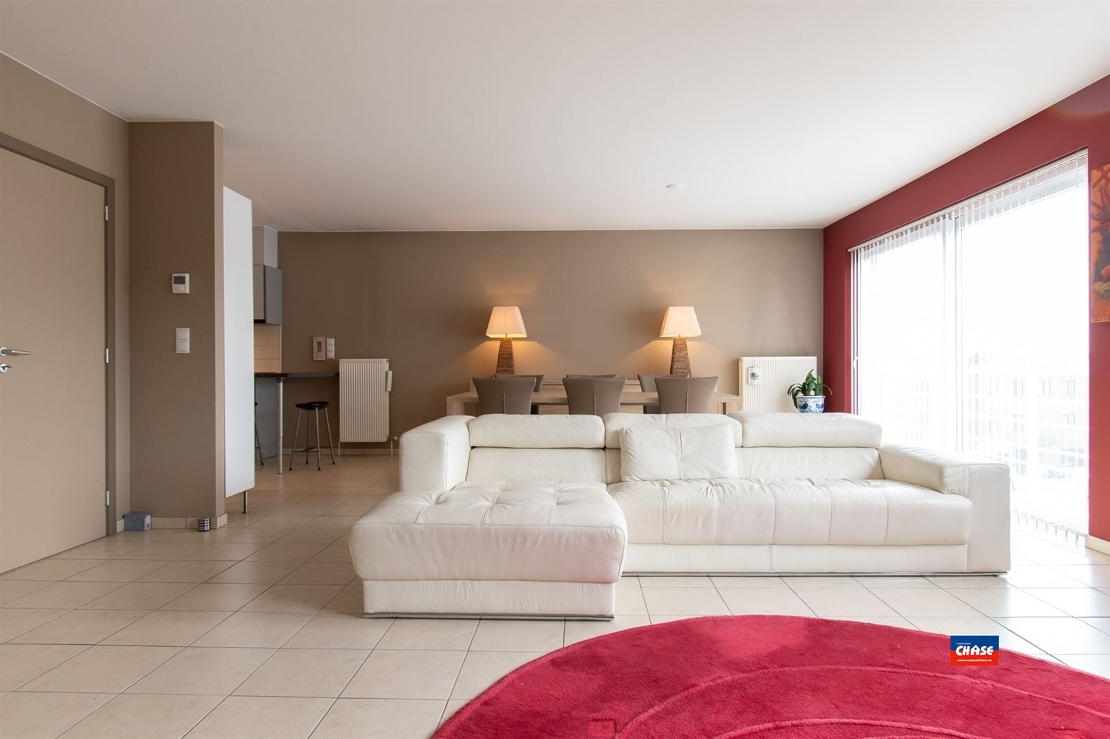 Ruim appartement met 2 slpks + P  foto 2