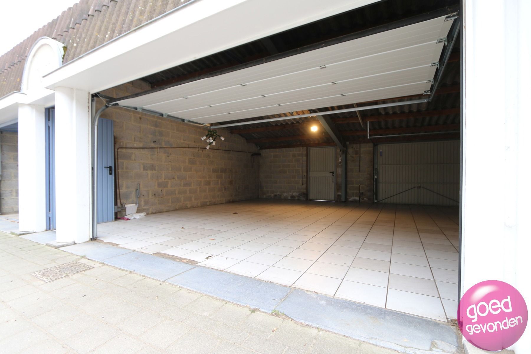 3 GARAGEBOXEN - TUIN - TERRAS - PROJECTGROND foto 6