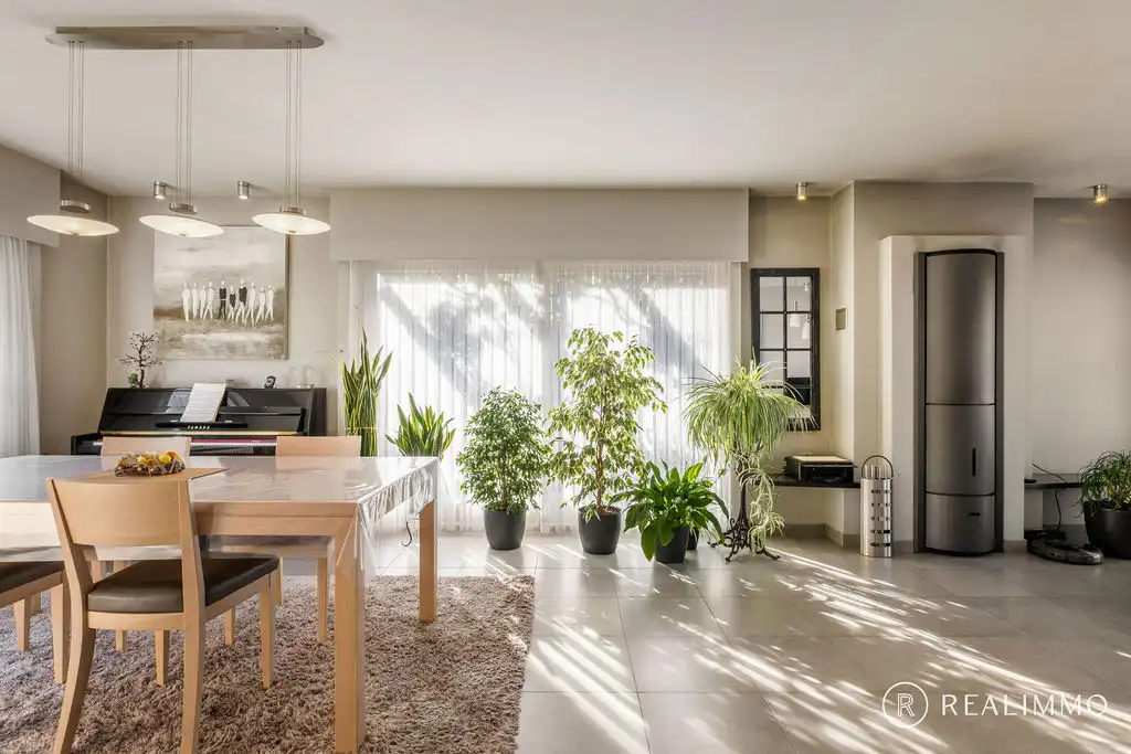 Alleenstaande instapklare woning op 1.483 m² in rustige ligging te Deerlijk! foto 3