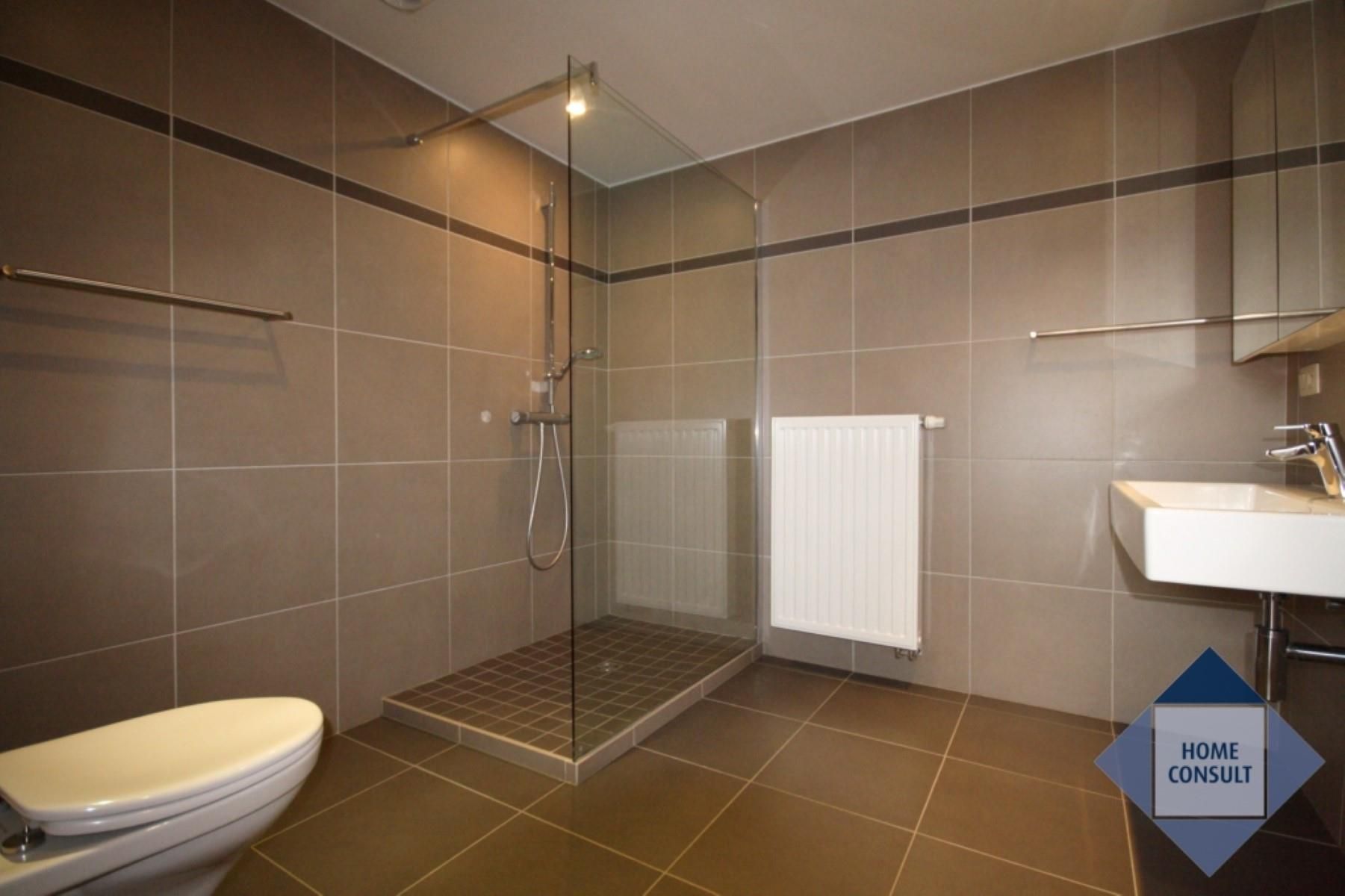 Appartement te huur foto 8