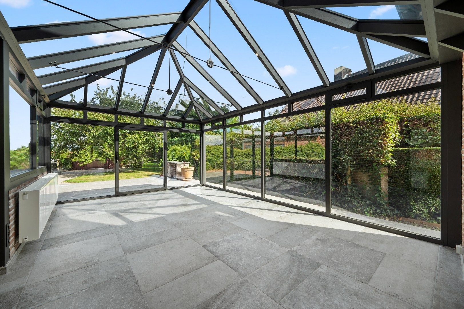 Ruime en vrijstaande woning met veel privacy foto 8