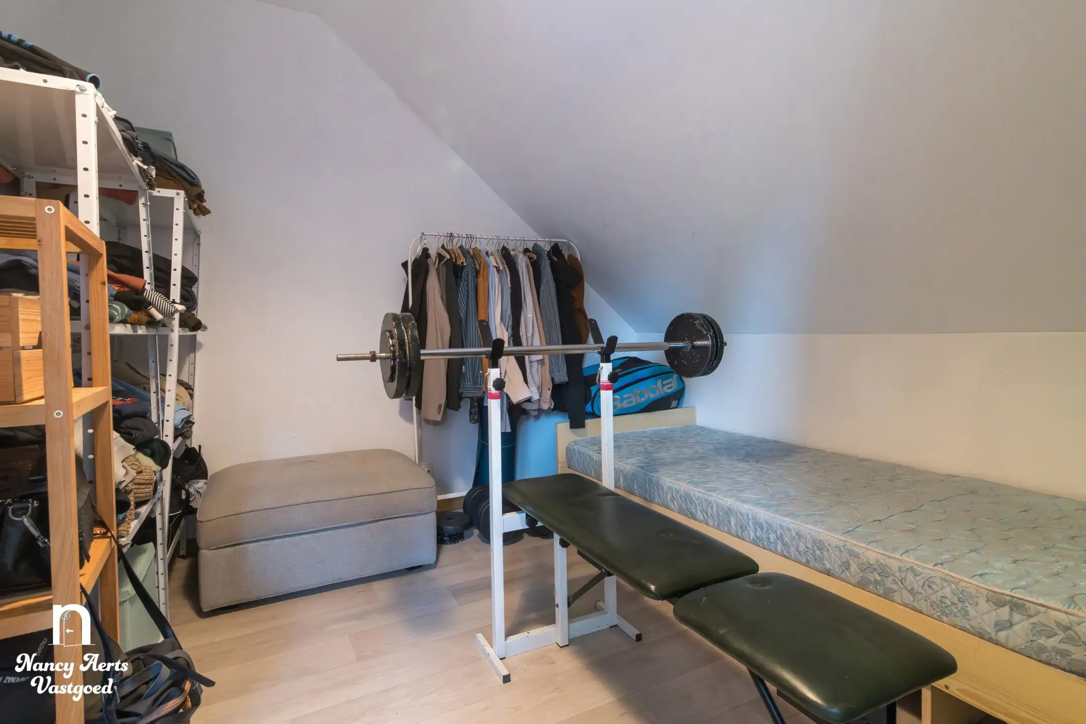 Charmante gerenoveerde woning met zuidgerichte tuin foto 30