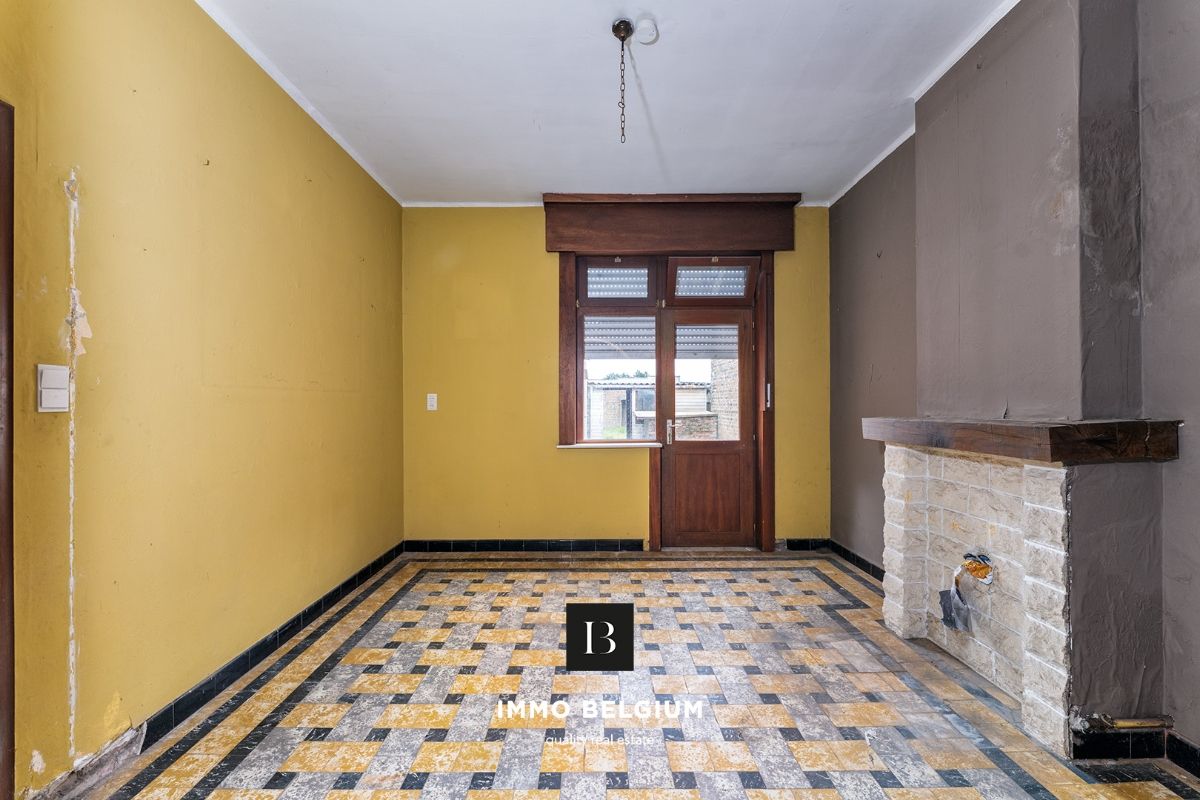 Totaal te renoveren woning in de Noordzeestraat foto 4