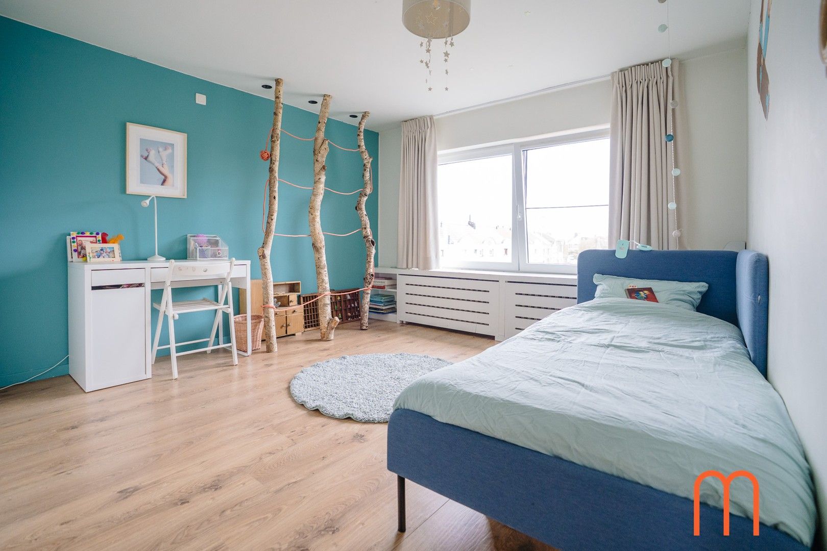Prachtig gerenoveerde halfopen woning met 4 slaapkamers te koop in Mariakerke foto 14
