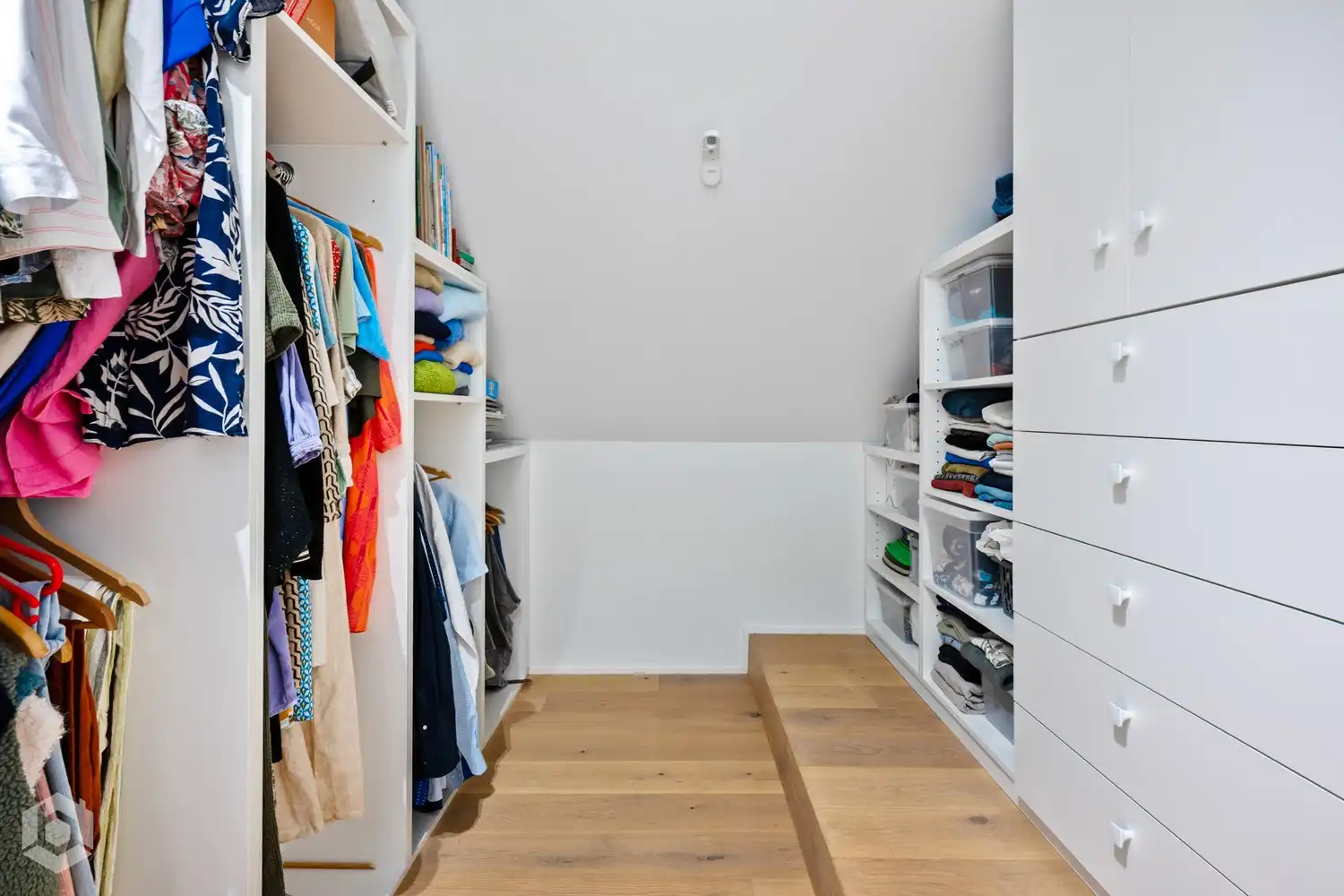 Ruime penthouse met 2 slpkrs, royaal dakterras en ruime garage foto 16