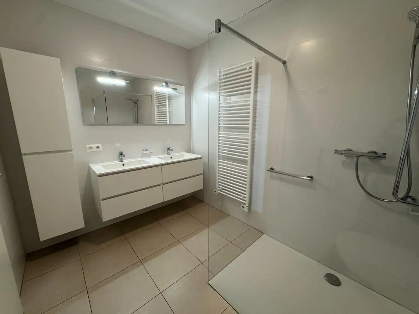Ruimte om te wonen, terrassen om te genieten in het centrum van Lanaken foto 11