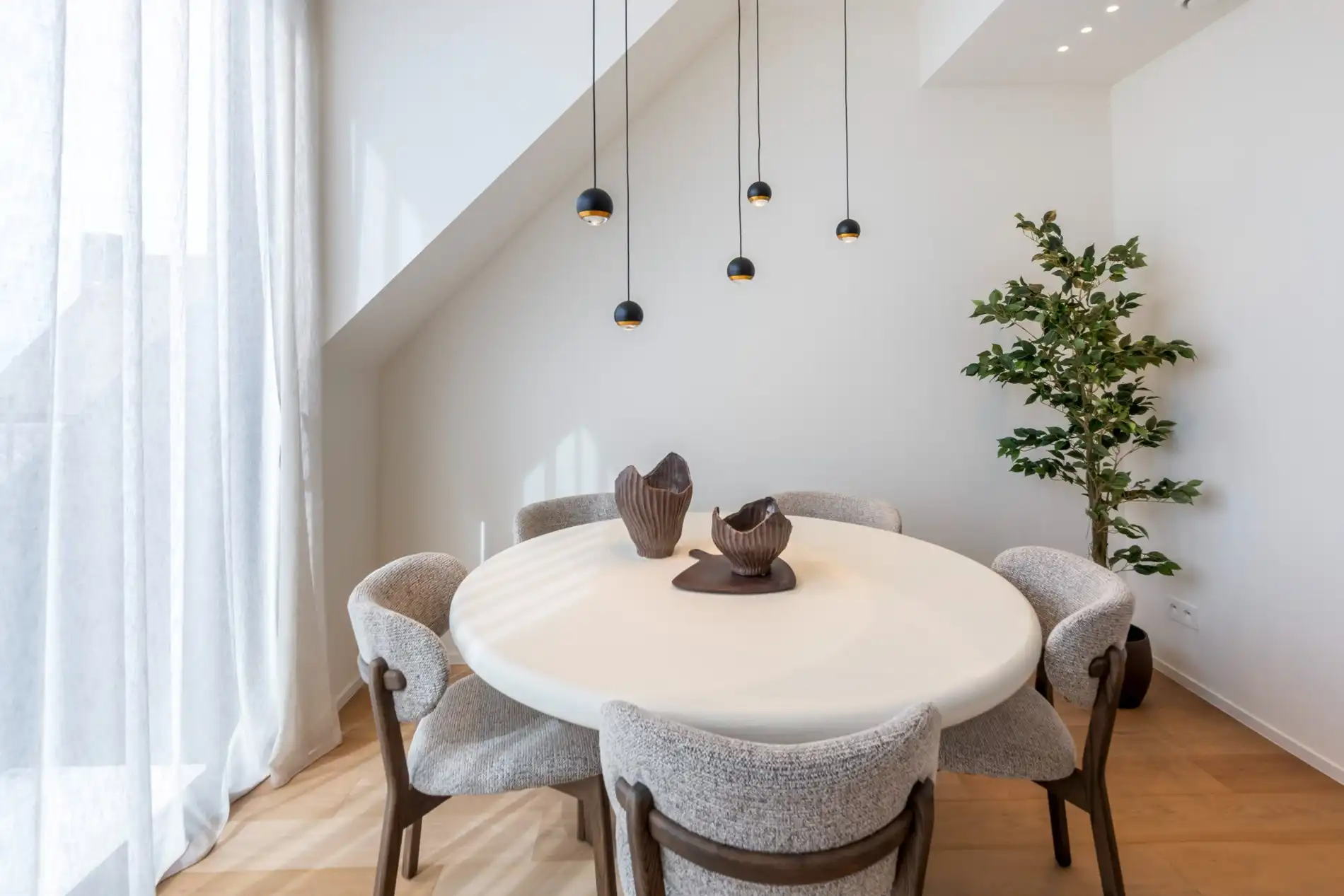 Afgewerkt nieuw duplex dakappartement met zijdelings zeezicht in het centrum van Knokke foto 14