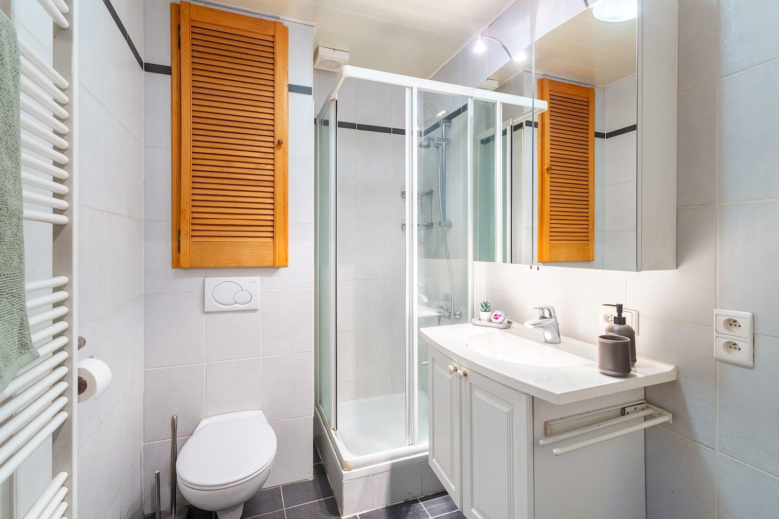 Gelijkvloers appartement met tuin foto 12